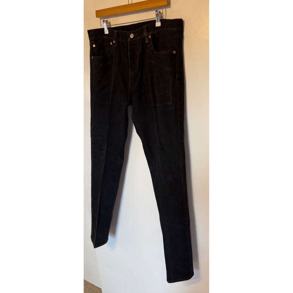 Levis 501 Original Fit Jeans Mens 35x34 Black Straight Leg Button Fly Denim - Picture 2 of 12